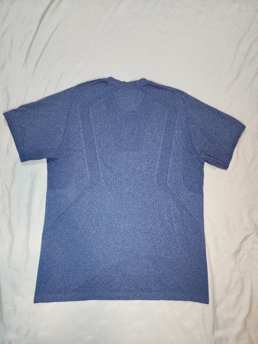 Lululemon Metal Vent Tech V-Neck Men's Large Blue Performance Shirt - Picture 4 of 5